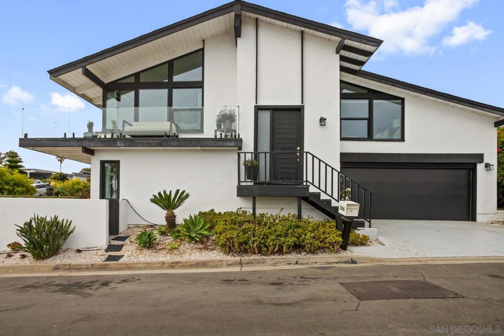 2568 Bonita Way, Laguna Beach CA 92651 - photo 41