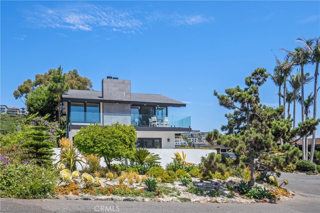 2568 Bonita Way, Laguna Beach CA 92651 - photo 3