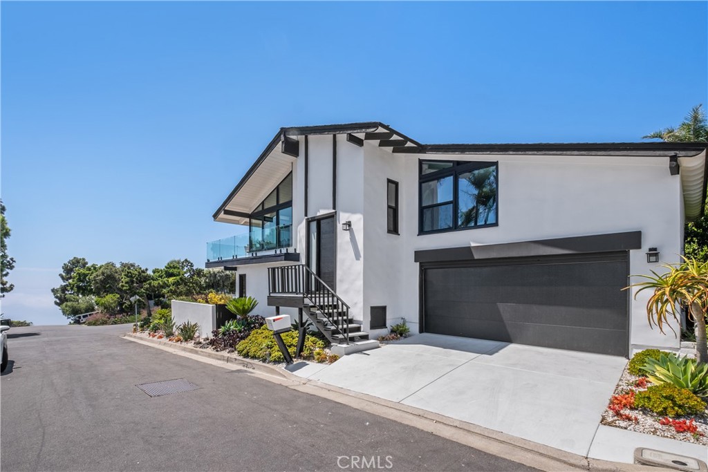 2568 Bonita Way, Laguna Beach CA 92651 - photo 5