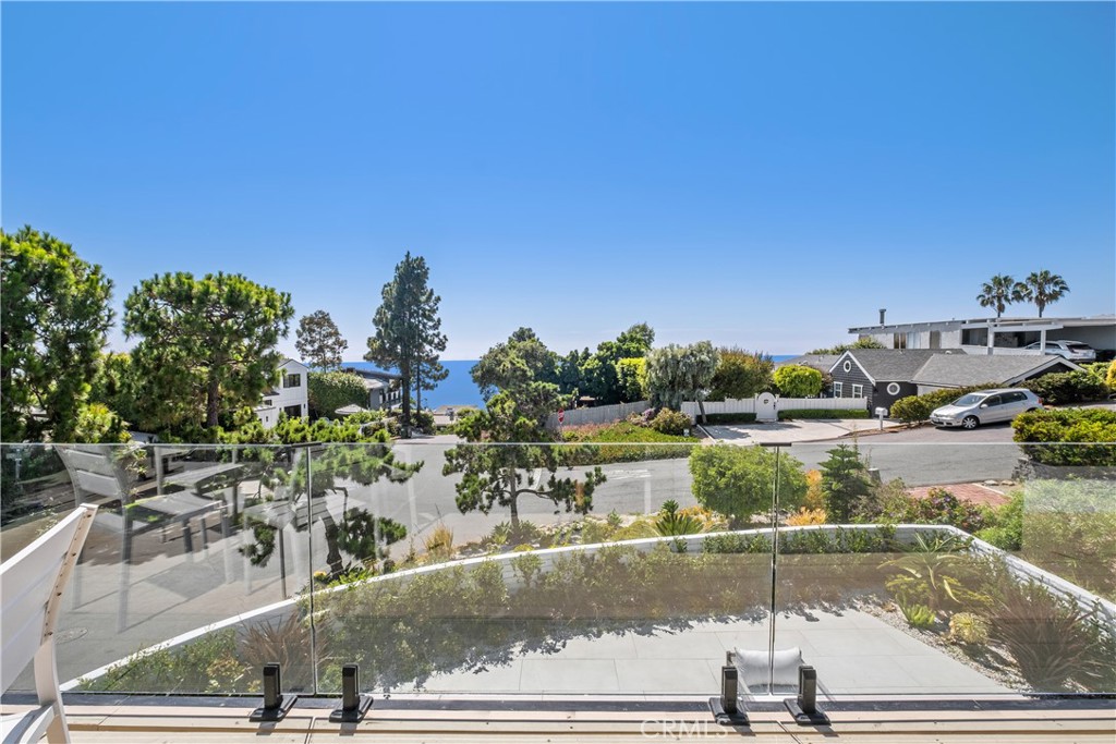 2568 Bonita Way, Laguna Beach CA 92651 - photo 24