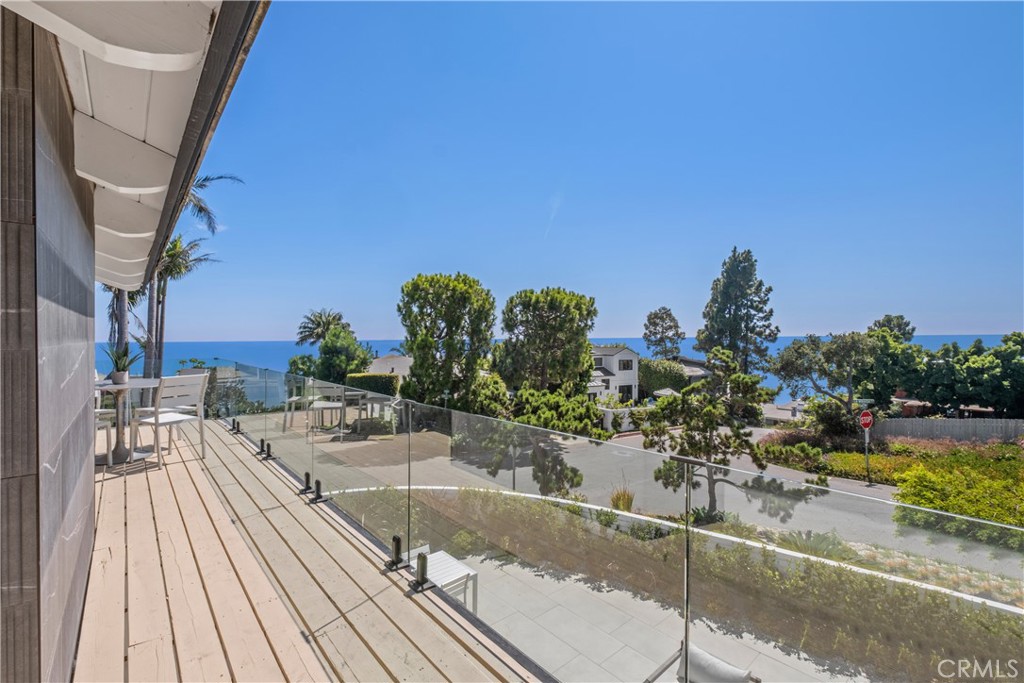 2568 Bonita Way, Laguna Beach CA 92651 - photo 25