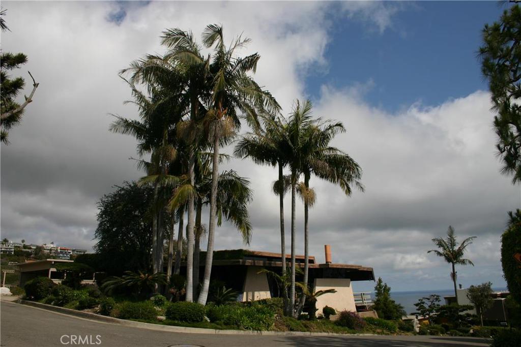 2569 Bonita Way, Laguna Beach CA 92651 - photo 1