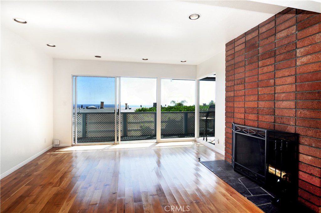 2587 Glenneyre Street, Laguna Beach CA 92651 - photo 1