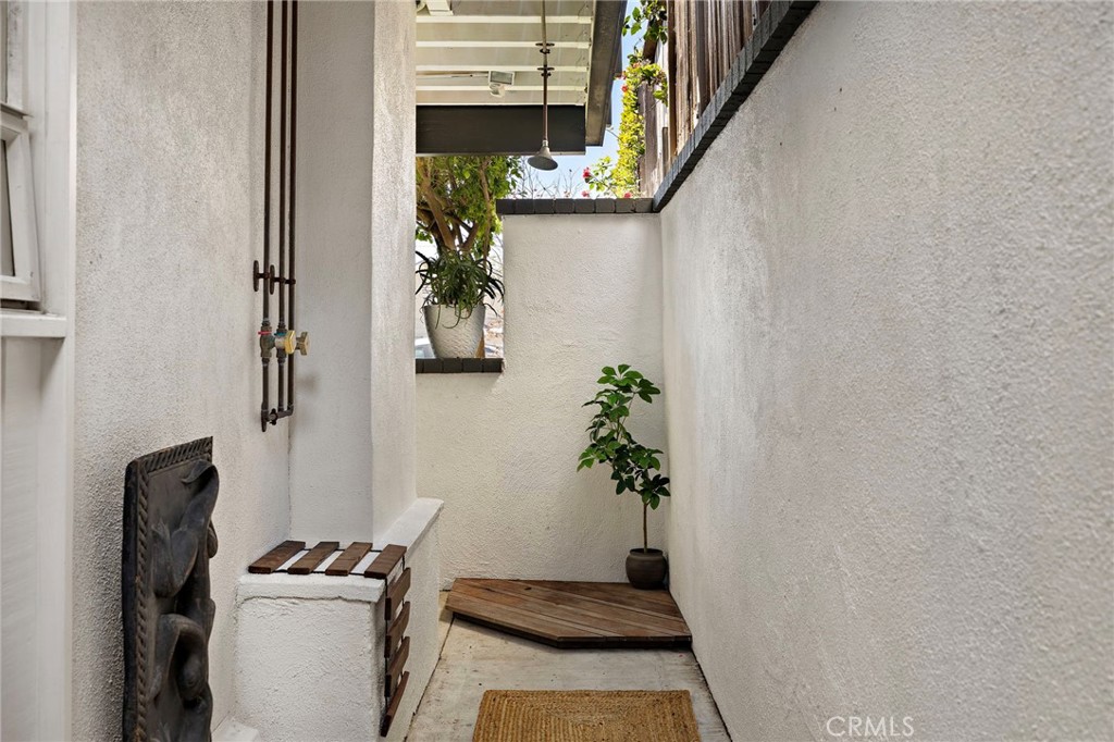 259 Beverly, Laguna Beach CA 92651 - photo 29