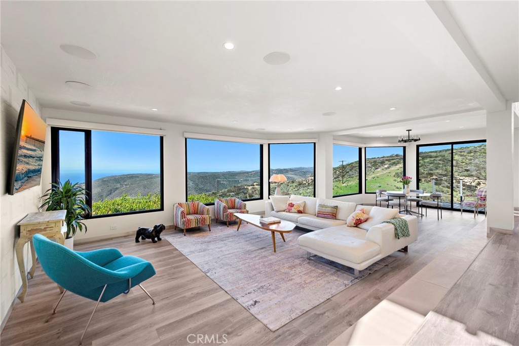 2590 Park Avenue, Laguna Beach CA 92651 - photo 1