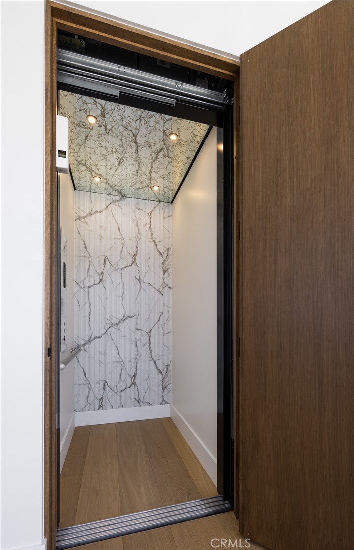 Elevator - 2595 Altamar, Laguna Beach CA 92651 - photo 36