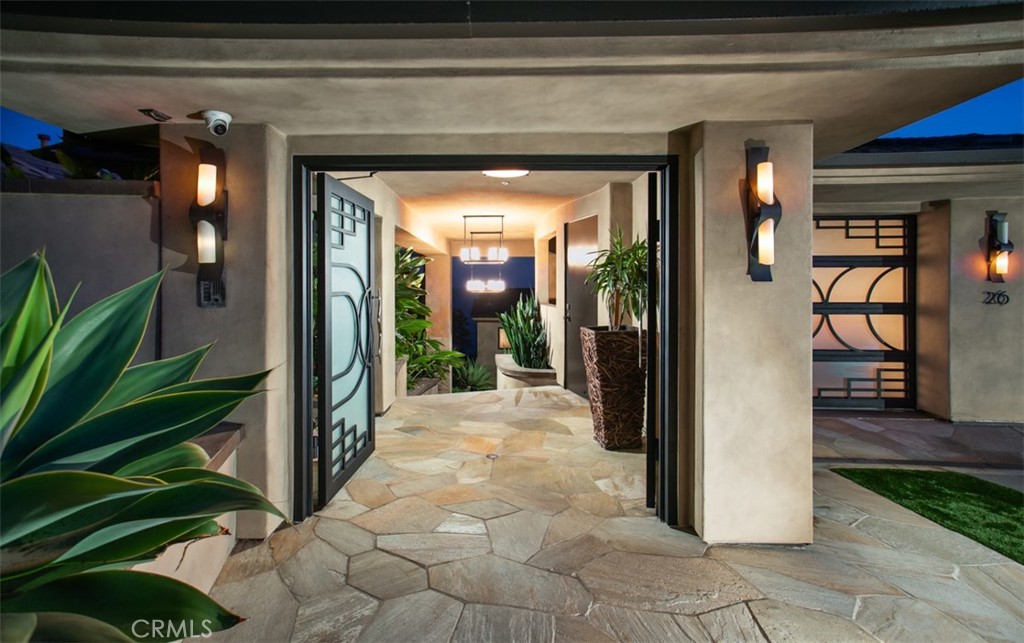 26 S La Senda Drive, Laguna Beach CA 92651 - photo 4