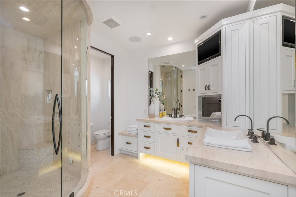 26 S La Senda, Laguna Beach CA 92651 - photo 11