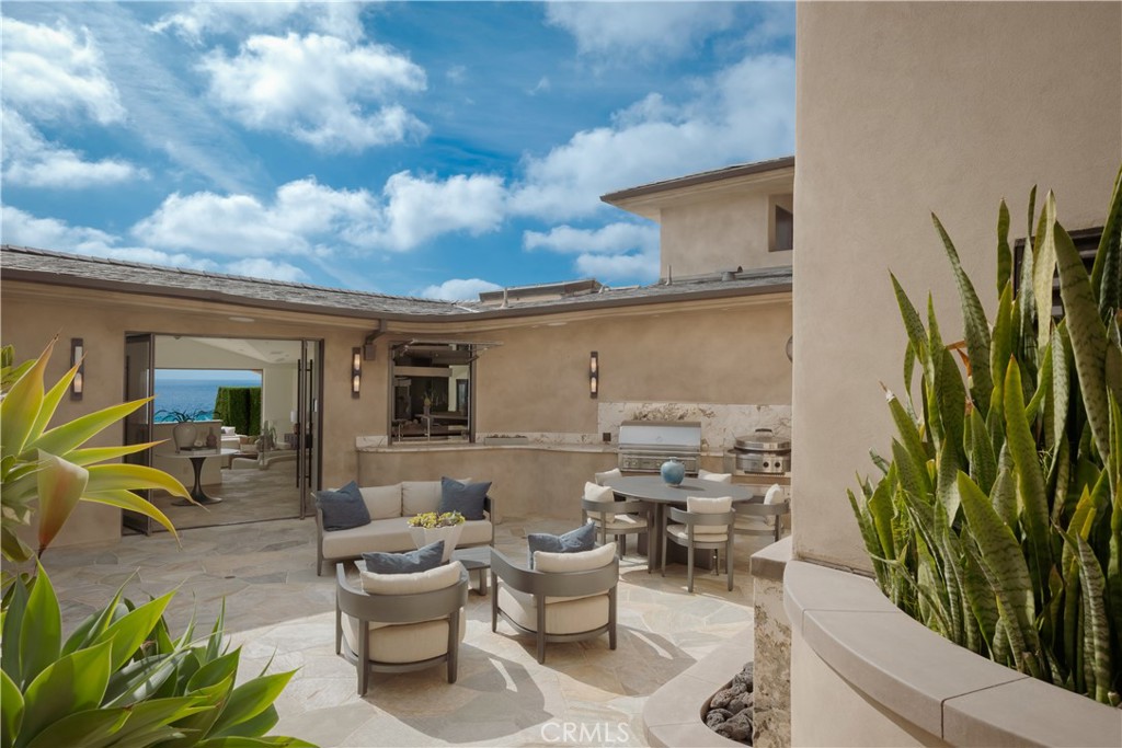 26 S La Senda, Laguna Beach CA 92651 - photo 15