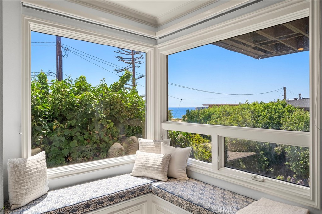 260 Arch, Laguna Beach CA 92651 - photo 21