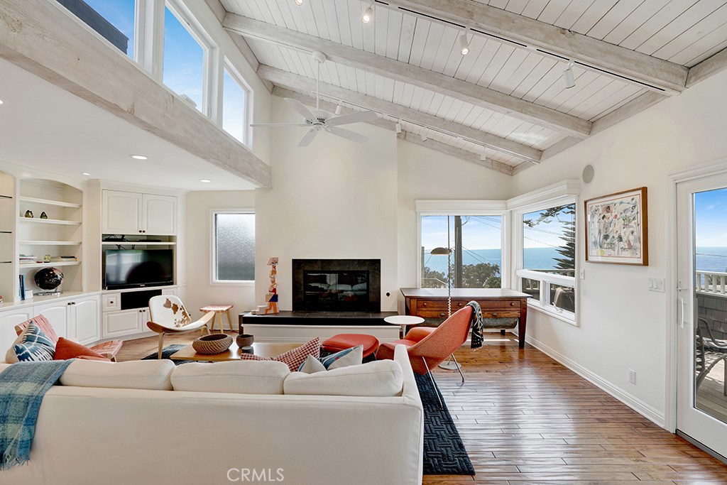 260 Arch Street, Laguna Beach CA 92651 - photo 1