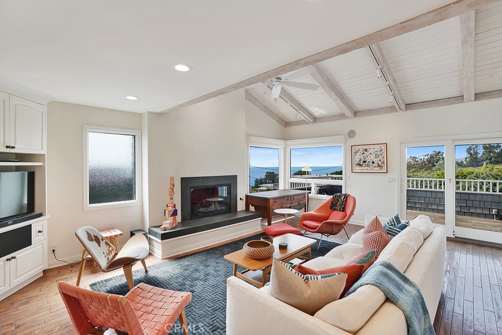 260 Arch Street, Laguna Beach CA 92651 - photo 1