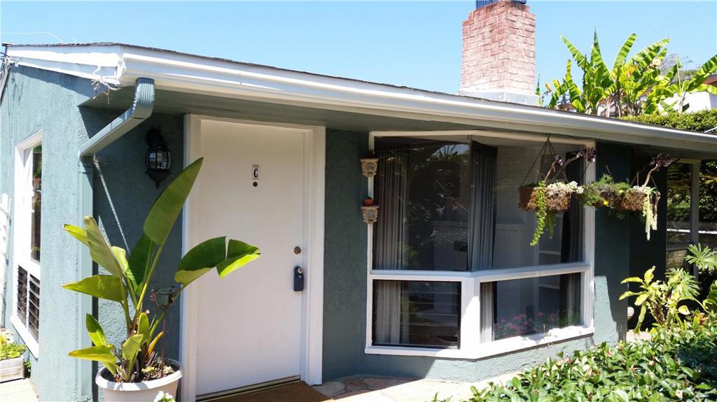 Front of Cottage - 260 #C Diamond Street, Laguna Beach CA 92651 - photo 1