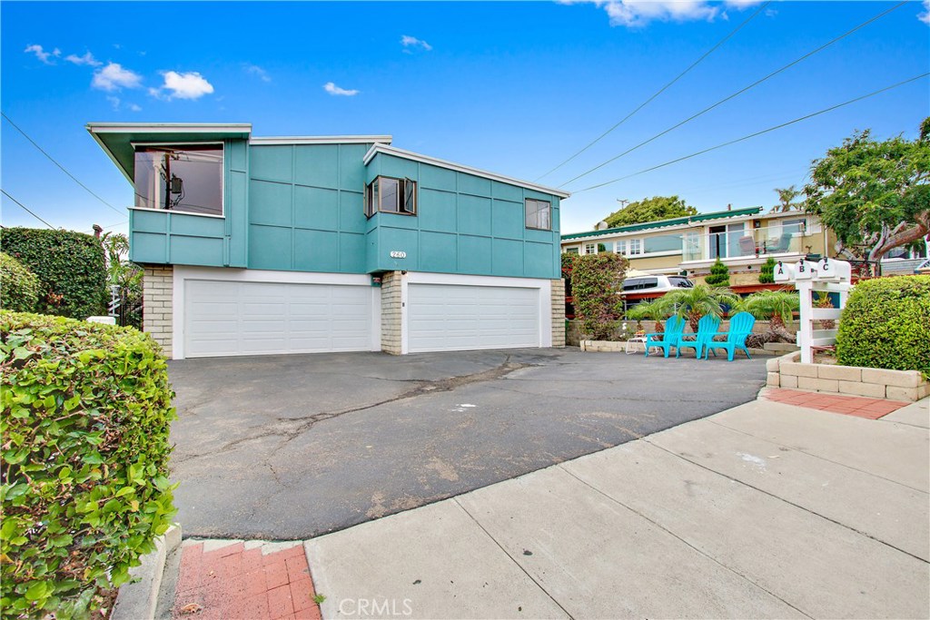 Front, parking and 4 car garage - 260 Diamond Street, Laguna Beach CA 92651 - photo 1