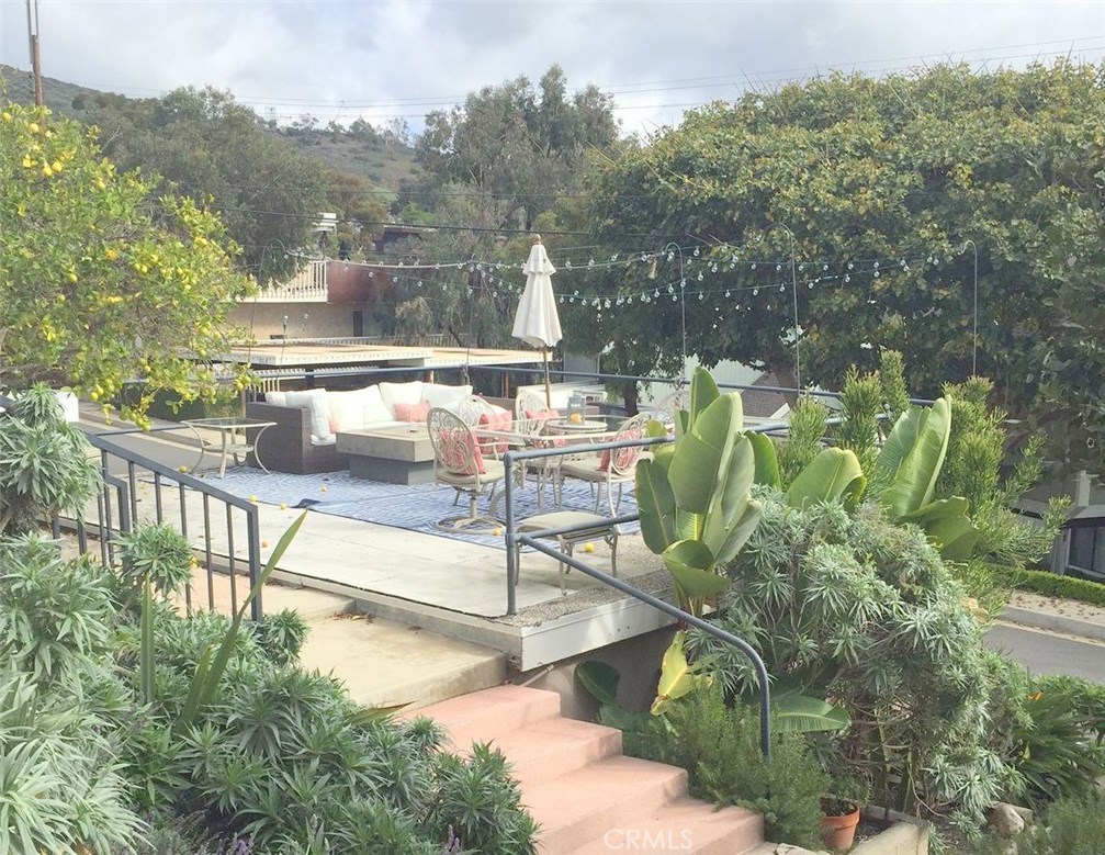 Lush North Laguna location... - 260 Dolphin Way, Laguna Beach CA 92651 - photo 1