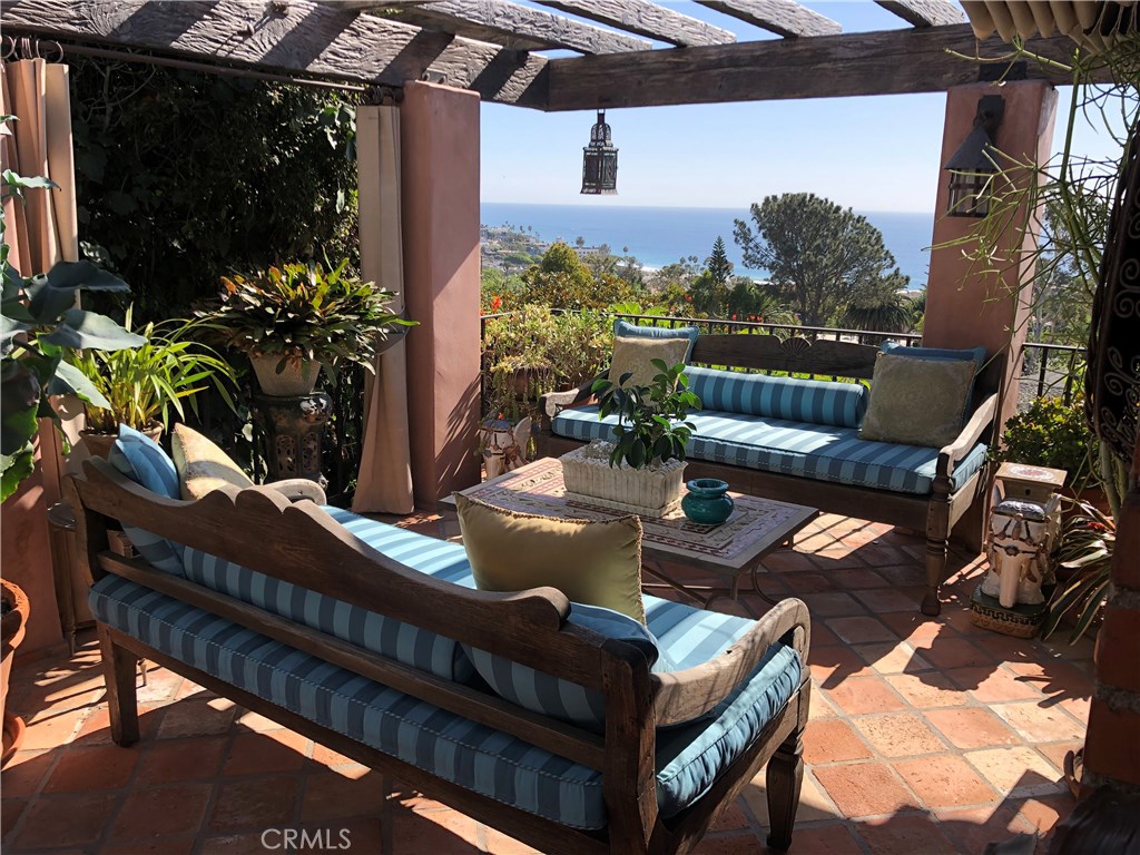 260 High Drive, Laguna Beach CA 92651 - photo 1