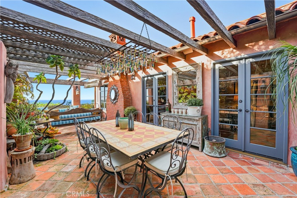 260 High, Laguna Beach CA 92651 - photo 23