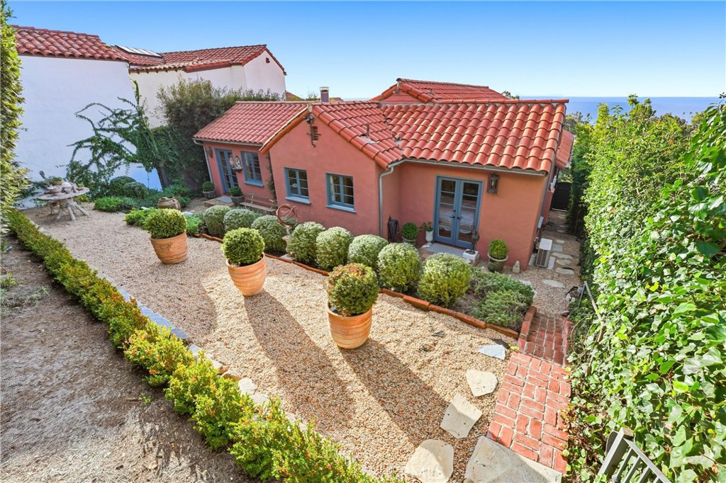 Backyard - 260 High, Laguna Beach CA 92651 - photo 29