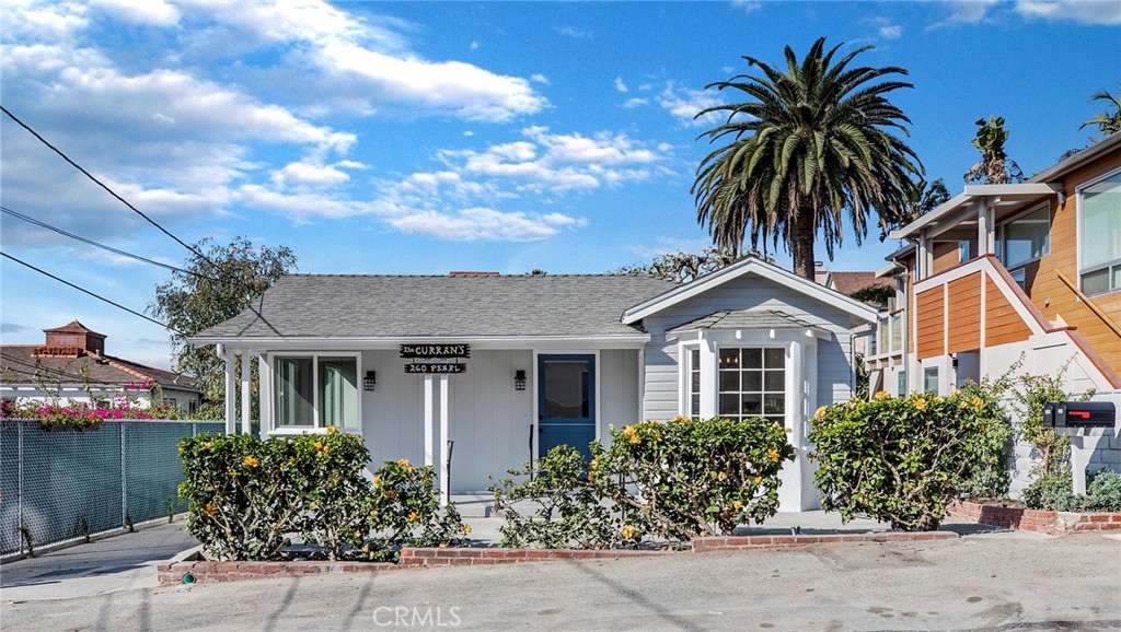 Front of House - 260 Pearl Street, Laguna Beach CA 92651 - photo 1
