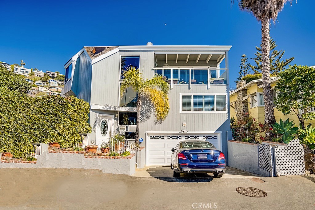 2604 Victoria Drive, Laguna Beach CA 92651 - photo 1