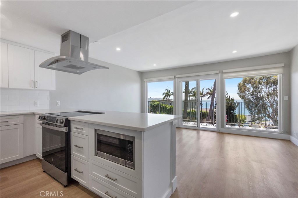 2607 Solana 4, Laguna Beach CA 92651 - photo 3