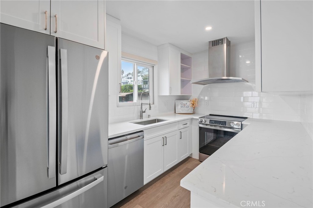 2607 Solana 5, Laguna Beach CA 92651 - photo 17