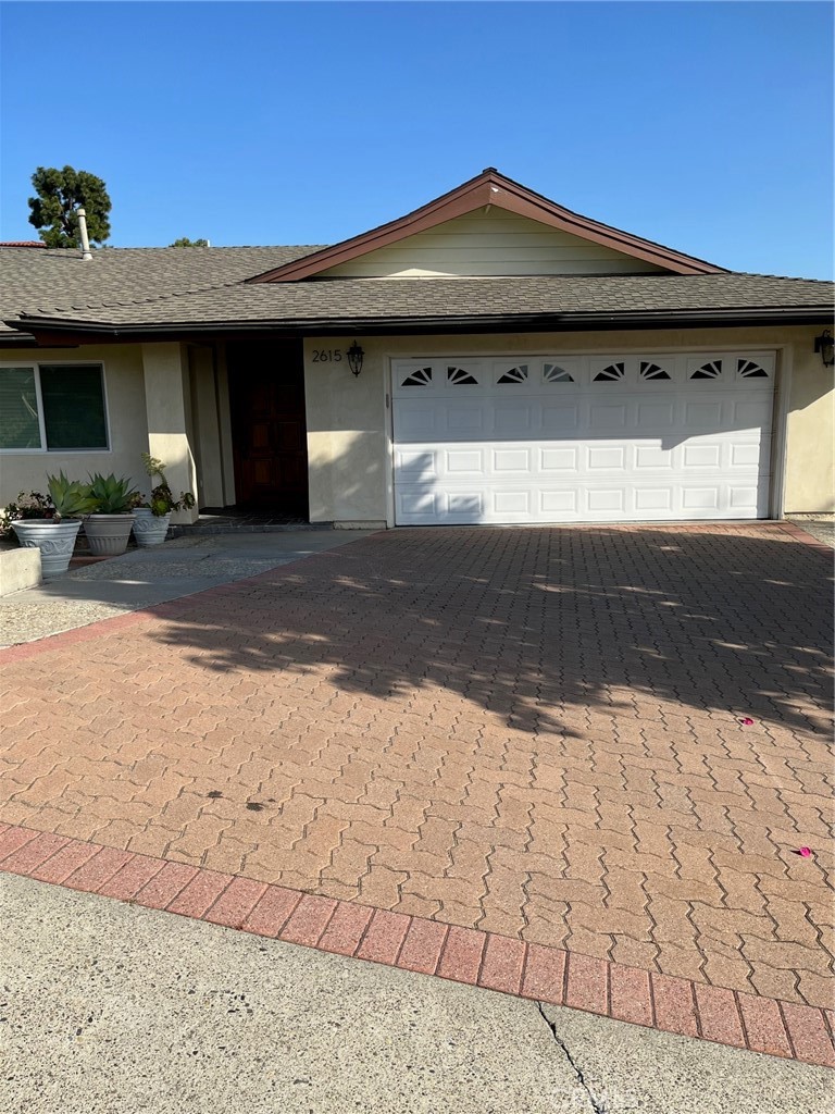 Front View w/ paved driveway - 2615 Temple Hills Drive, Laguna Beach CA 92651 - photo 1