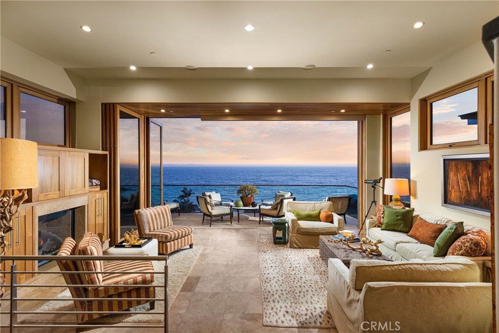 2615 Victoria Drive, Laguna Beach CA 92651 - photo 1
