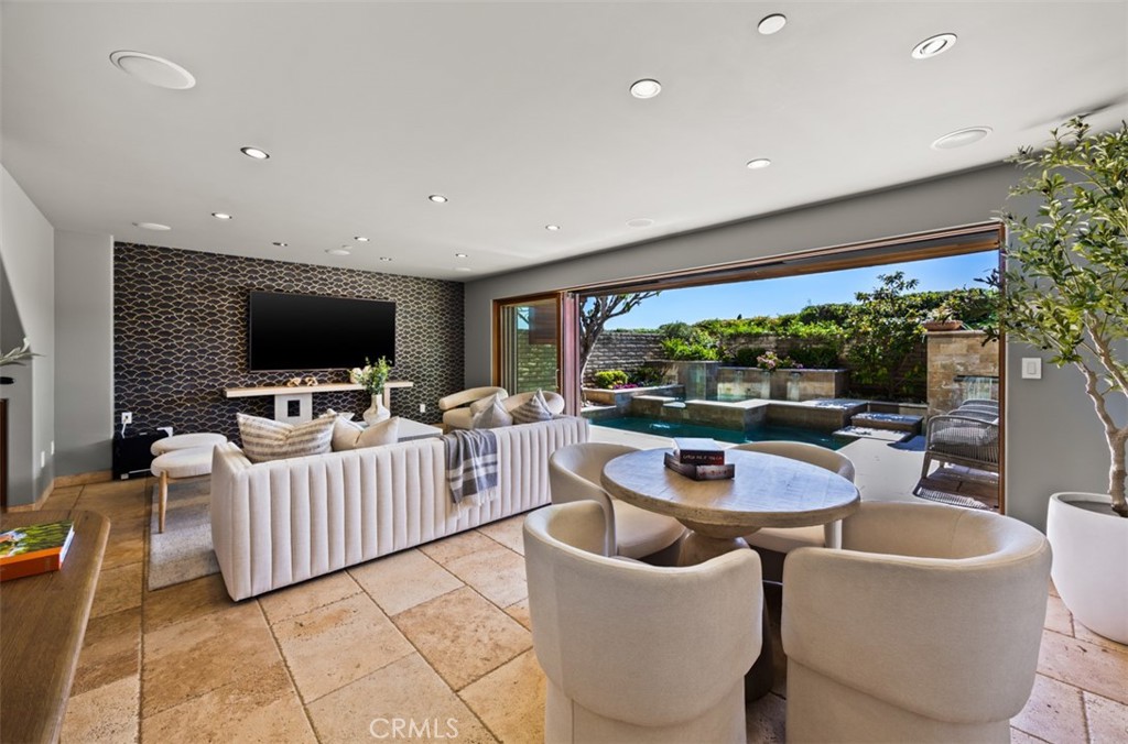 2615 Victoria, Laguna Beach CA 92651 - photo 34