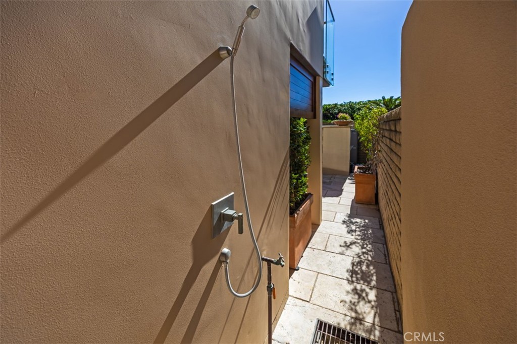 2615 Victoria, Laguna Beach CA 92651 - photo 44
