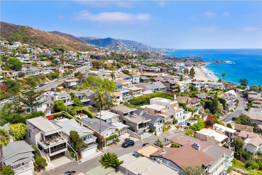 2618 Victoria Drive, Laguna Beach CA 92651 - photo 1