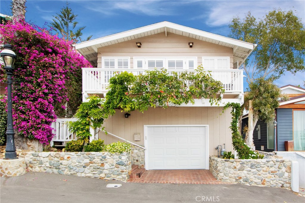 2622 Victoria Drive, Laguna Beach CA 92651 - photo 1