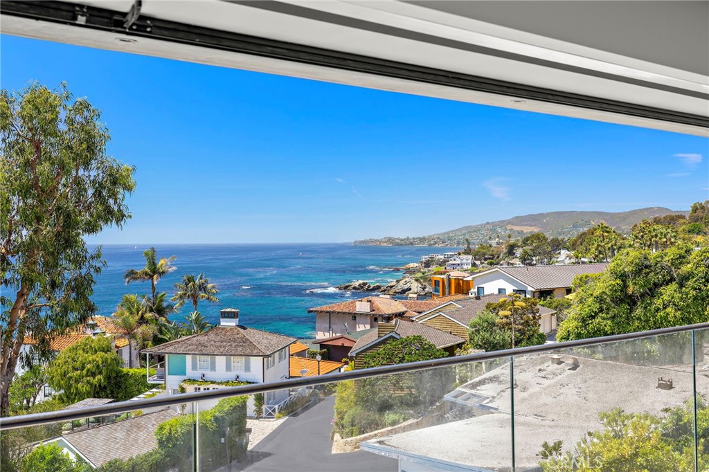 2629 Victoria Drive, Laguna Beach CA 92651 - photo 5