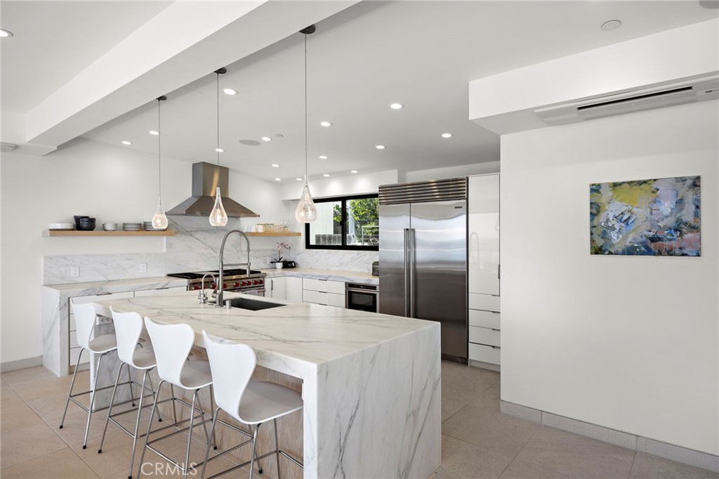 2629 Victoria Drive, Laguna Beach CA 92651 - photo 8