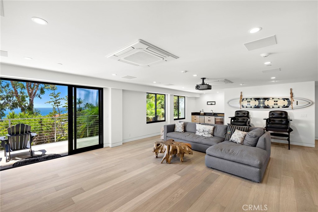 2629 Victoria Drive, Laguna Beach CA 92651 - photo 28