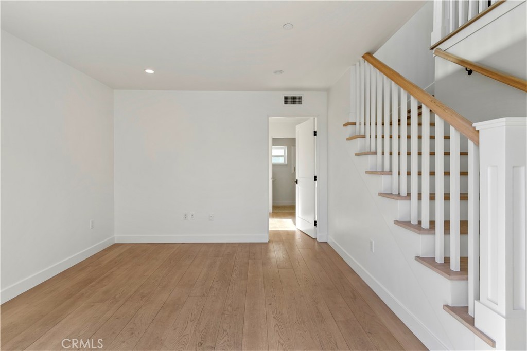 264 266 San Joaquin, Laguna Beach CA 92651 - photo 7