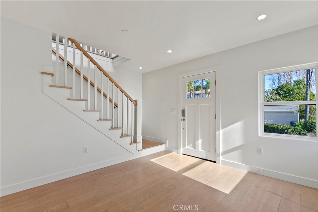 264 266 San Joaquin, Laguna Beach CA 92651 - photo 9