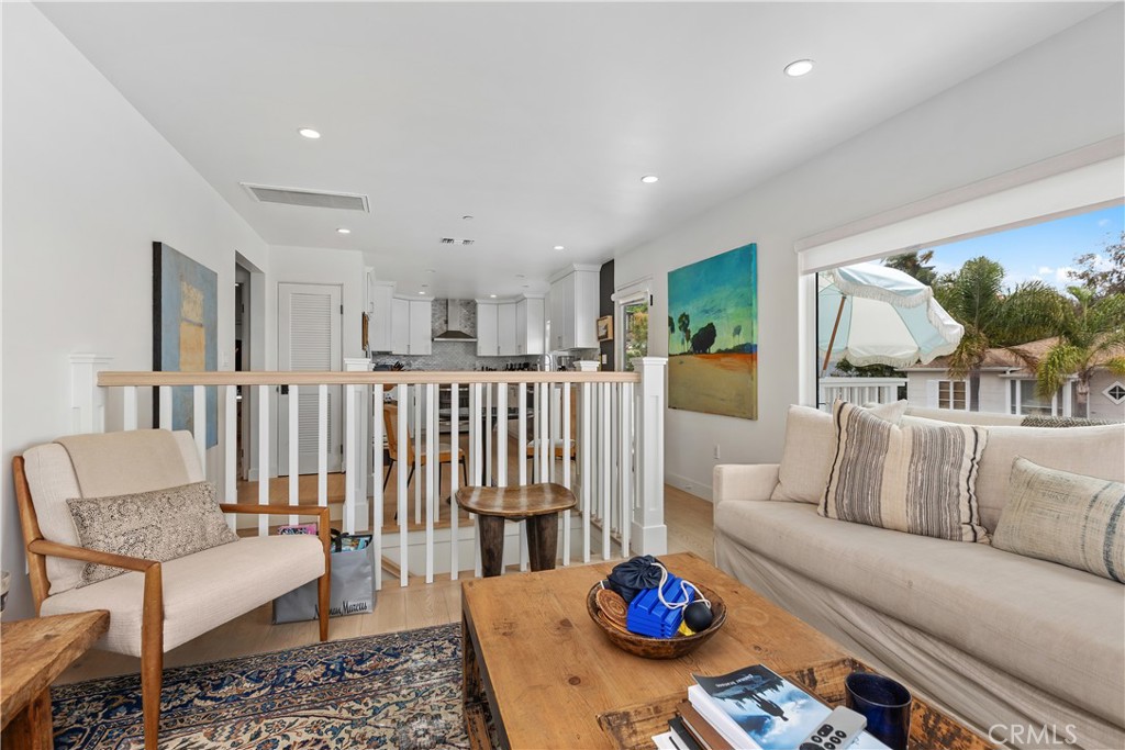 264 266 San Joaquin, Laguna Beach CA 92651 - photo 25