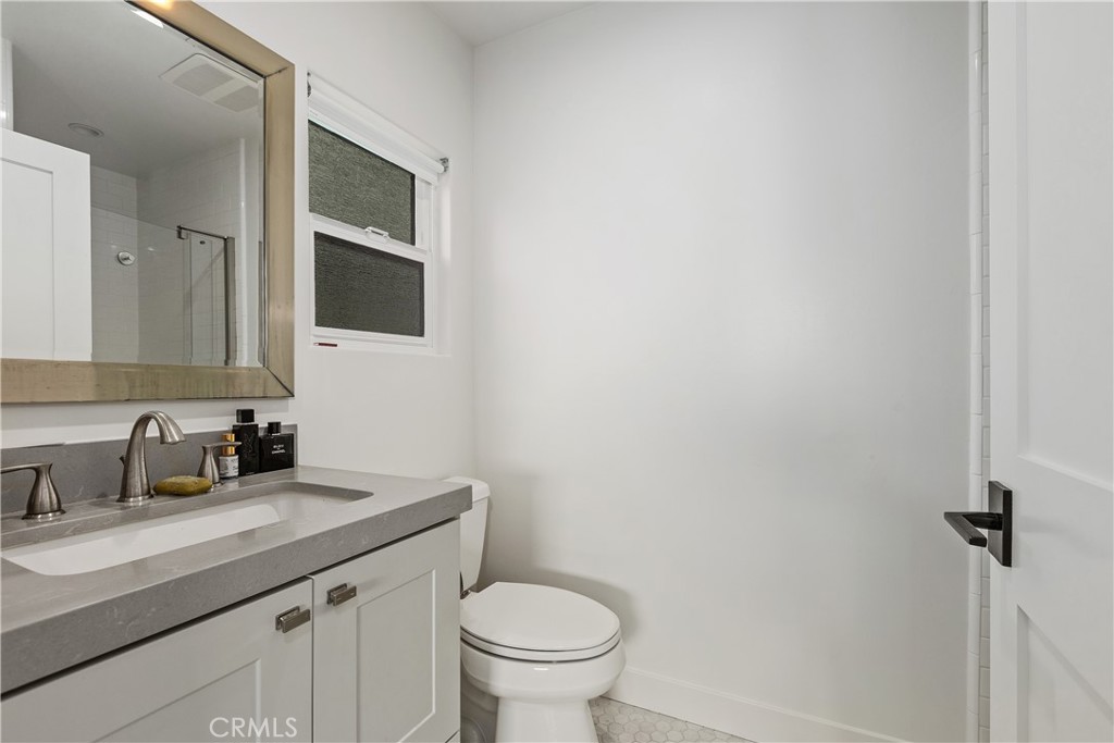 264 266 San Joaquin, Laguna Beach CA 92651 - photo 34