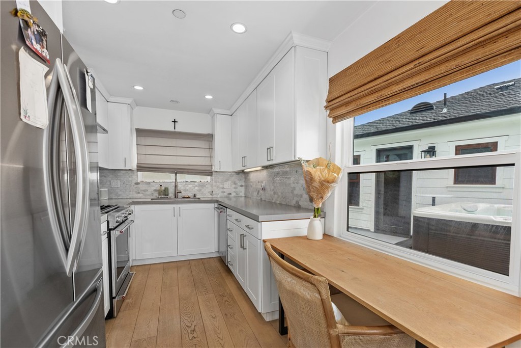 264 266 San Joaquin, Laguna Beach CA 92651 - photo 48
