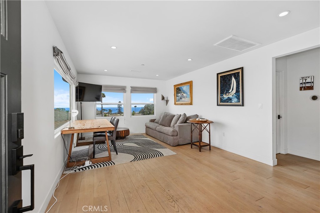 264 266 San Joaquin Street, Laguna Beach CA 92651 - photo 37