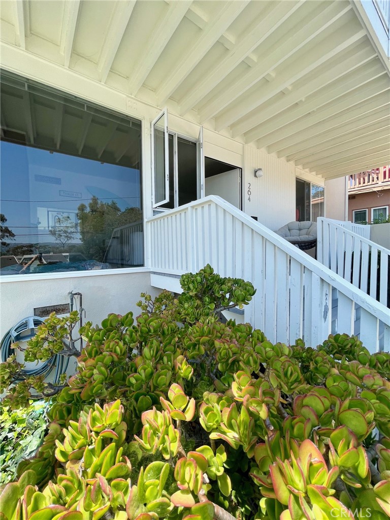 264 Dolphin Way, Laguna Beach CA 92651 - photo 1