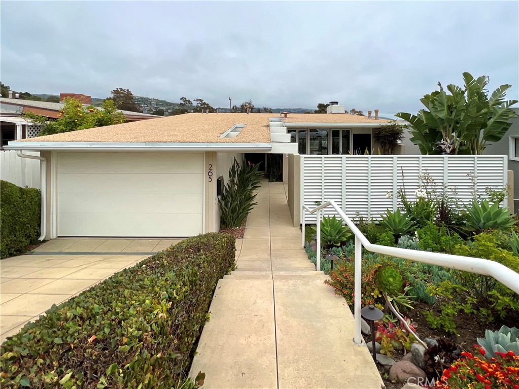 265 Grandview Street, Laguna Beach CA 92651 - photo 1