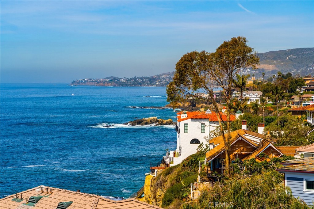2664 Victoria Drive, Laguna Beach CA 92651 - photo 1