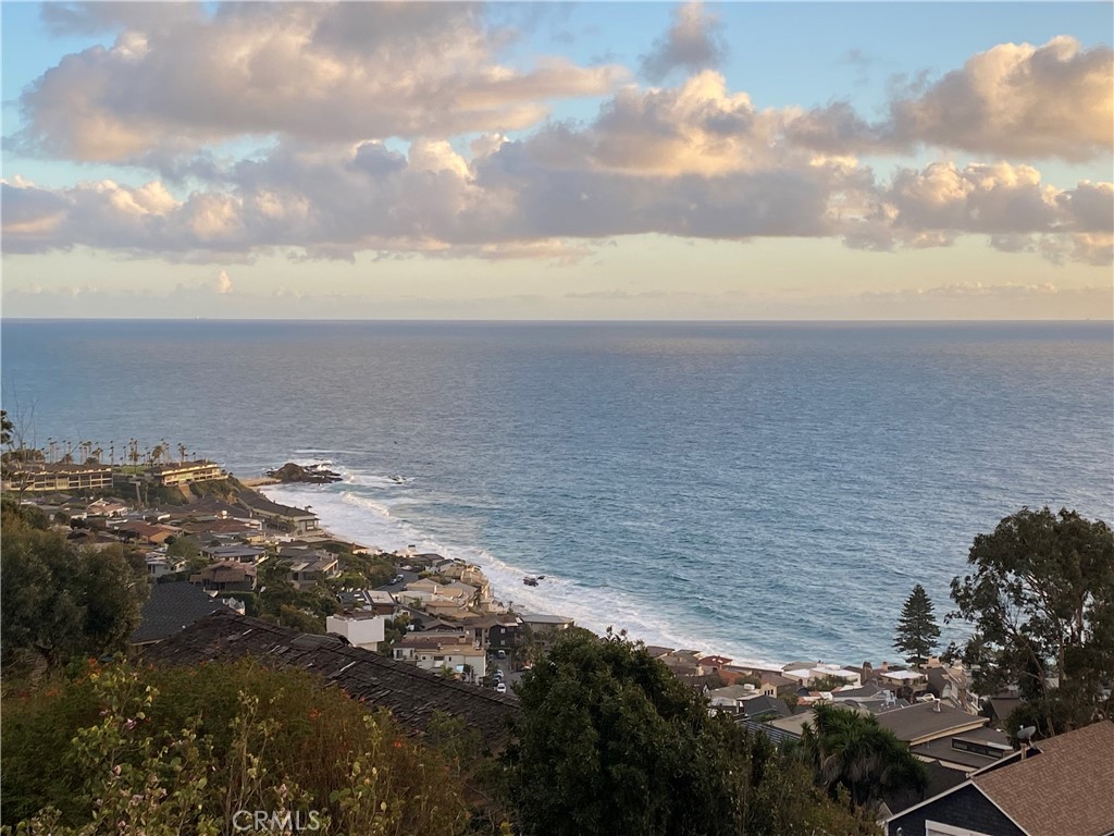 View from living room of Victoria Beach looking south. - 2669 Nido Way, Laguna Beach CA 92651 - photo 1