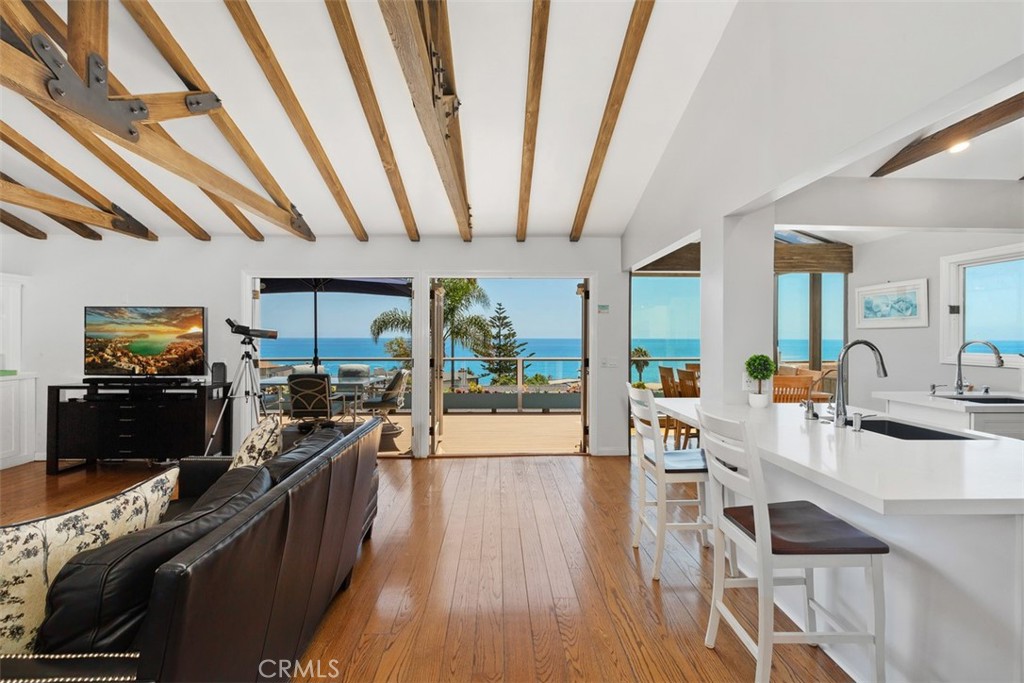 Living room with kitchen to the right. - 2670 Solana, Laguna Beach CA 92651 - photo 1