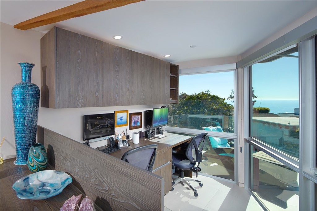 2680 Victoria Drive, Laguna Beach CA 92651 - photo 10