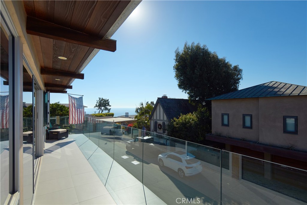 2680 Victoria Drive, Laguna Beach CA 92651 - photo 12