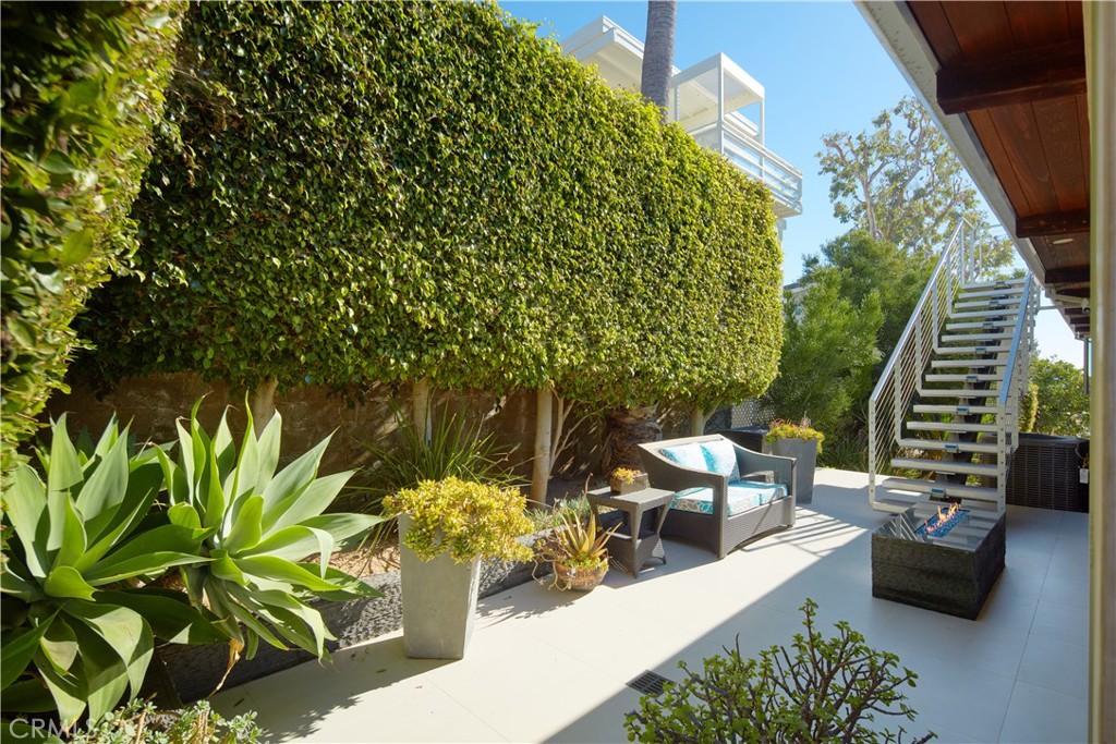 2680 Victoria Drive, Laguna Beach CA 92651 - photo 22