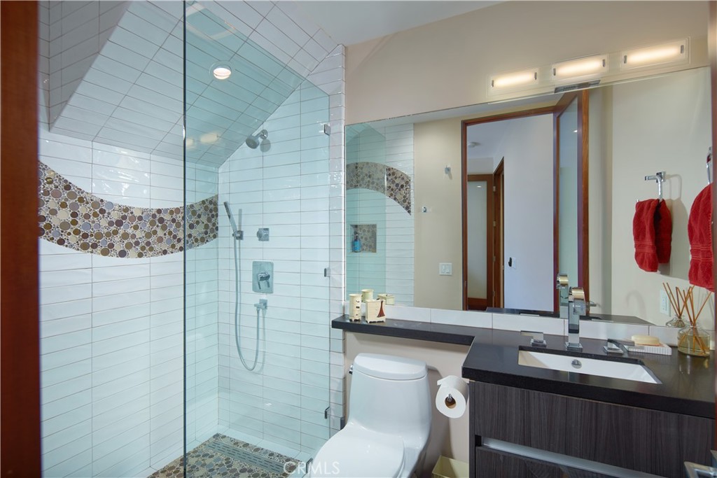 2680 Victoria Drive, Laguna Beach CA 92651 - photo 28